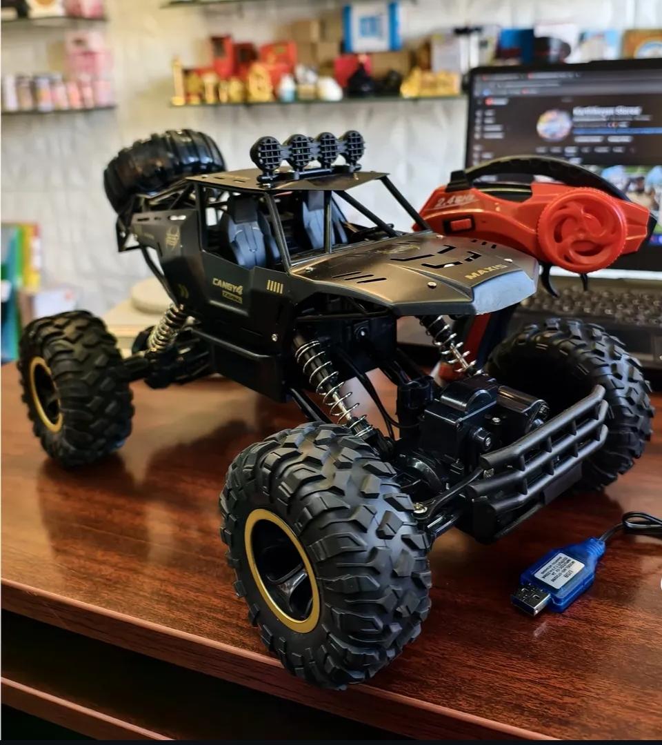 Rock Crawler RC Car 💀🔥